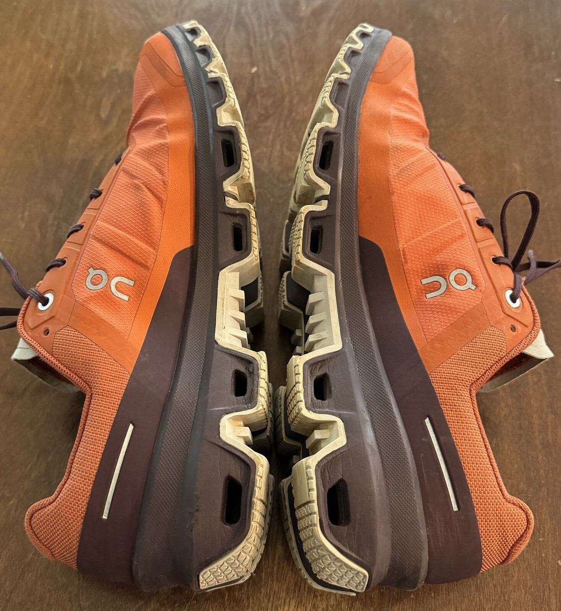 On Running CLOUDVENTURE Running SNEAKERS in Flare Mulberry/Rust