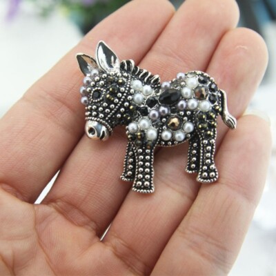 Fun Donkey Brooches Women Fashion Animal Pin Funny Cute Cartton Style Kid Gift