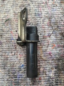 BMW 7er E38 5er E39 etc. 525tds M51 Drehzahlgeber Kurbelwellensensor 2243560