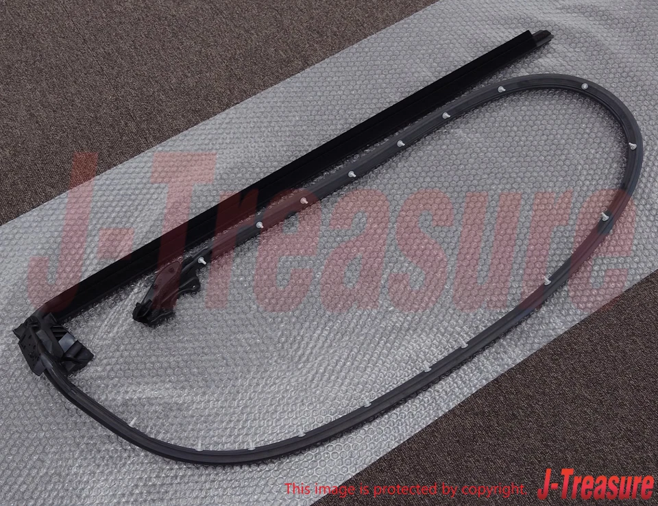 NISSAN GT-R R35 2009-2021 Genuine Front Door Weatherstrip RH 80830-62B0A OEM - Image 4 of 4