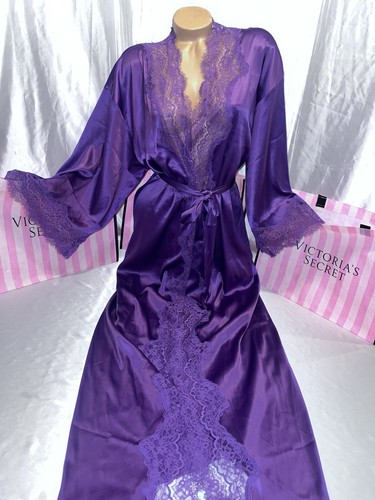 Victorias Secret Satin Robe Gown Full Length Eyelash Lace Beautiful Purple XS/S