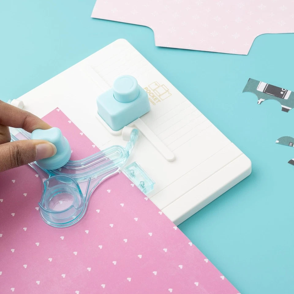 We R Memory Keepers Pocket Punch Board Journal, Multi-Colour - Image 3 of 4