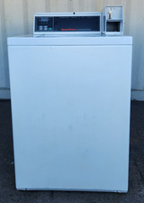 SPEED QUEEN COIN-OP TOP LOAD WASHER MODEL SWT920WN SN:0703026715 REF