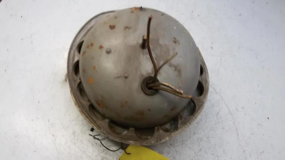 Trabant P601 Scheinwerfer links Bilux mit Scheinwerferring und Scheinwerfertopf - Bild 2 von 3