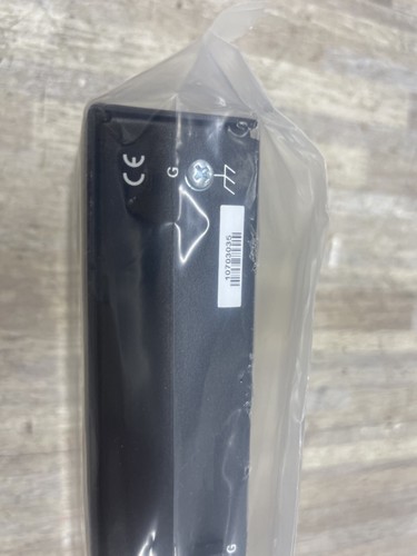 CRESTRON QM-DA-8 QUICK MEDIA Distribution NEW FREE SHIPPING - Picture 7 of 8