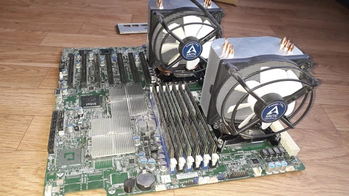 Supermicro X8DTH + 2* Xeon lowpower L5640 12C/24T + 96Gb RAM + 7 PCIe 16x #1