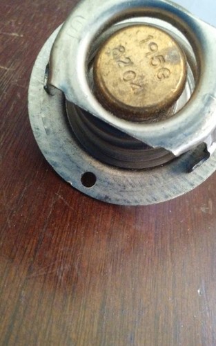 THERMOSTAT MADE IN USA! 44MM 195G 8204 - Picture 4 of 4