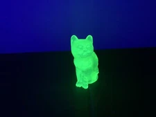 Uranium Vaseline MOSSER GLASS 3" SITTING CAT Mint