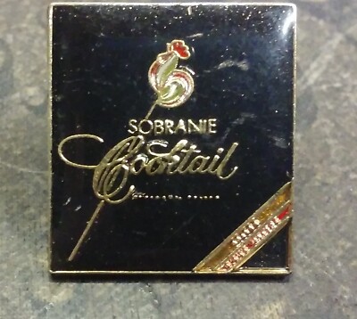 Sobranie Cocktail vintage pin badge
