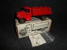 MOBIL OIL 1935 MACK TANKER TRUCK ERTL GJ-3017 DIECAST 65th Anni. , CA MIB