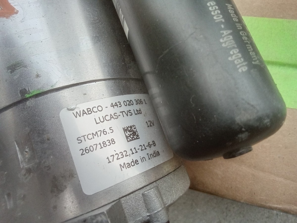 2016-2020 TESLA MODEL X S AIR COMPRESSOR PUMP SUSPENSION OEM 