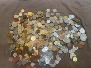 5 libbre. MONETE MONDIALI COME ARRIVANO NELLE TENUTE!!!