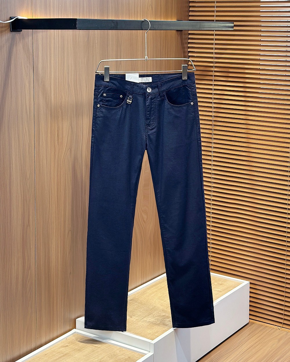 Brunello Cucinelli Men's Linen Casual Pants, Size 32