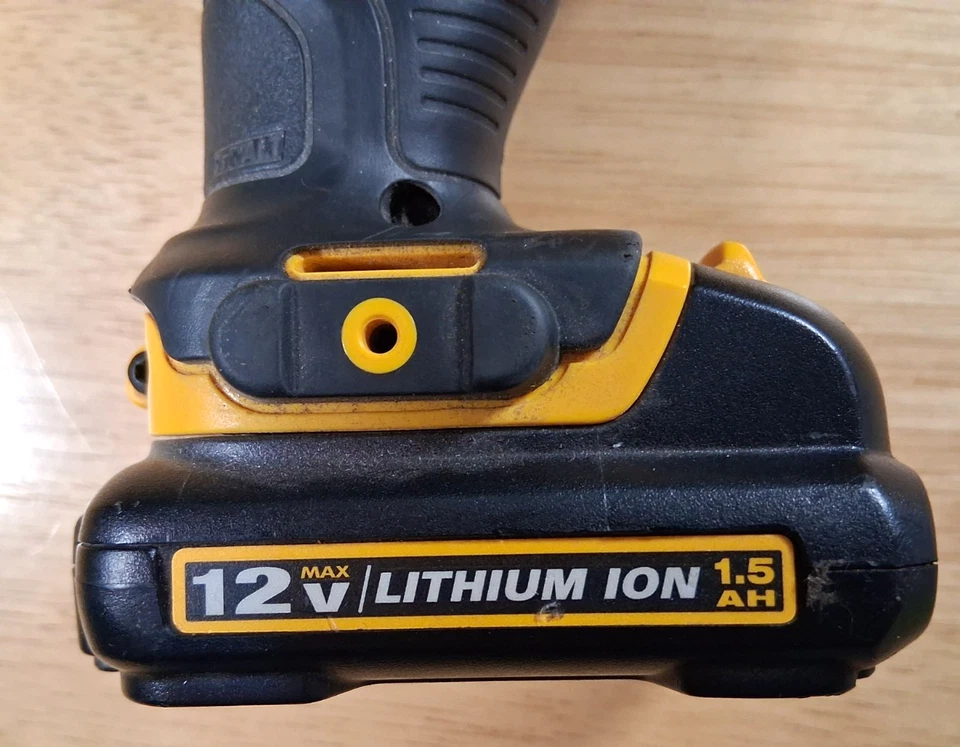 DeWalt 12V 3/8" Cordless Drill DCD710 with Battery (no charger)  Lightweight - Image 3 of 4