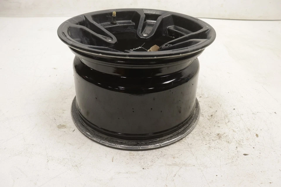 Can-Am Outlander Max 570 DPS 19 ruedas traseras aluminio 705502034 #1 50794 Foto 3 de 4