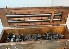 Vintage REED Mfg. Co. Pipe Die Threader Set No. 2 AP Dies and Wood Box