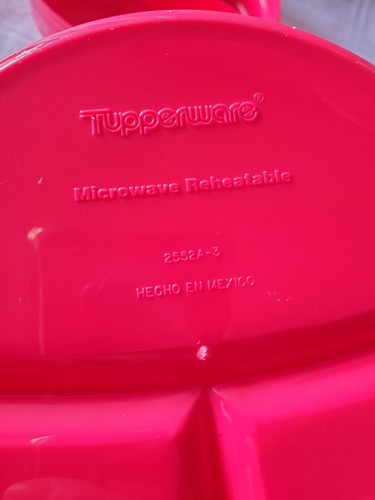 Tupperware #2552 Pink Munch Kids Divided Plate Set Of 2 * No Lids - Picture 3 of 6