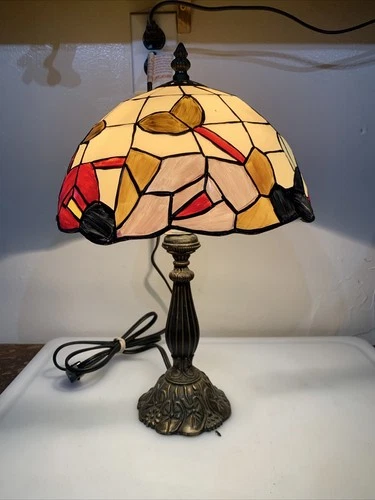 VTG Floral Rose Tiffany Style Plastic Stained Glass  Lamp Shade 10" W/ Lamp