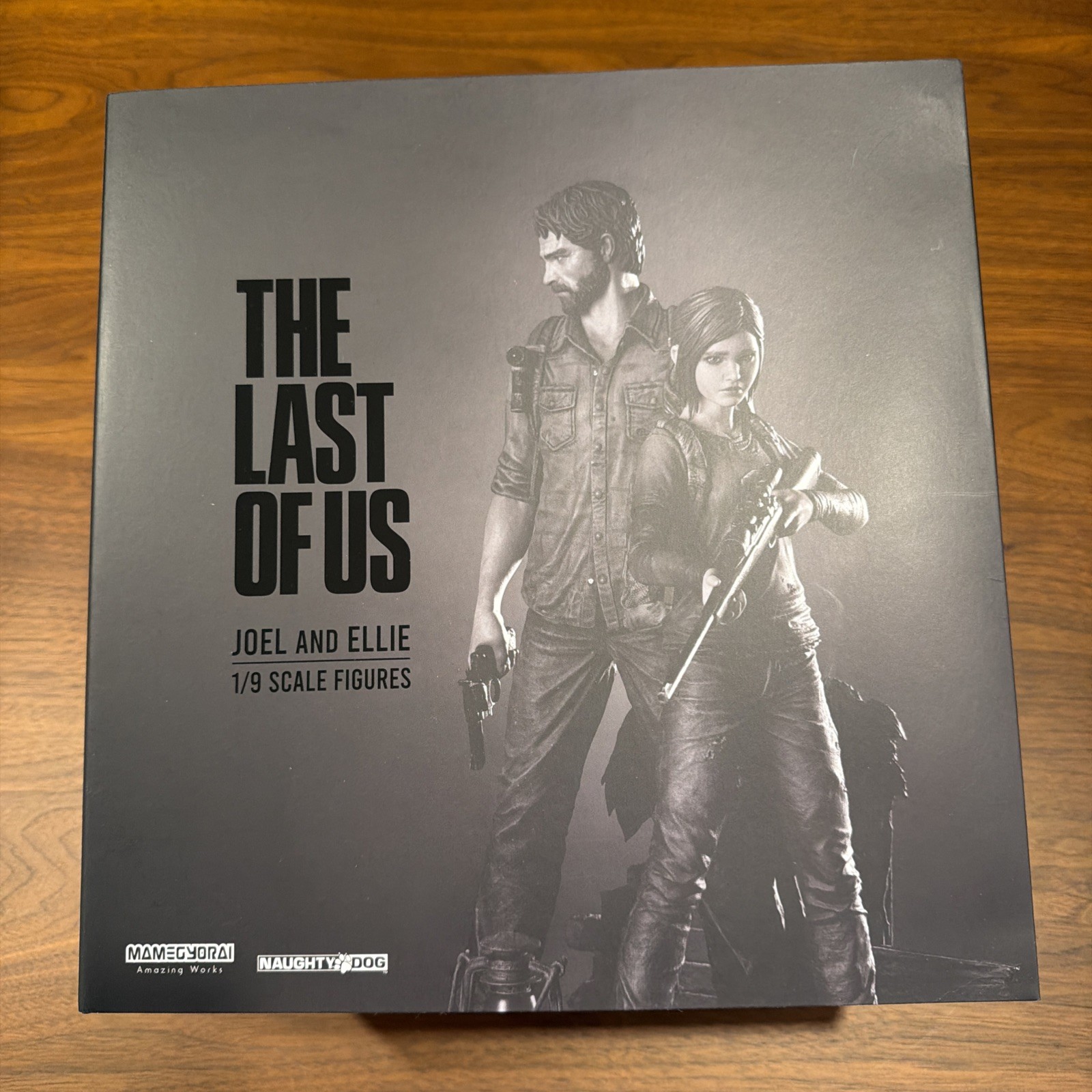 NUEVO SELLADO The Last of Us Joel and Ellie Escala 1/9 Figuras Estatua Mamegyorai