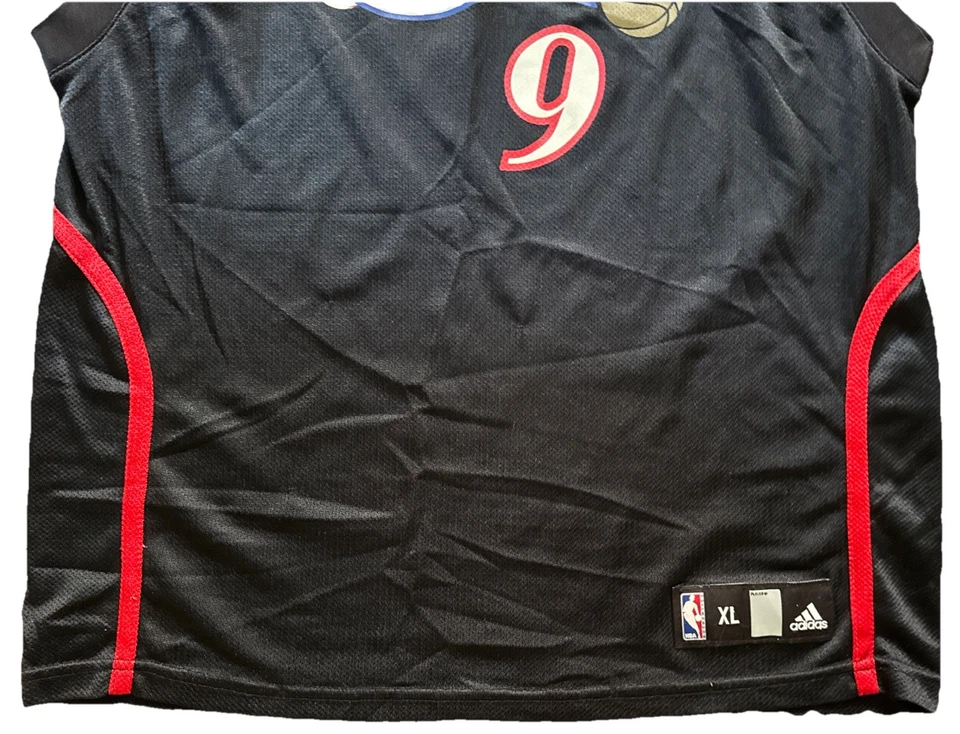 Camiseta Adidas Philadelphia Sixers Andre Iguodala Negra Retro Firmada Juvenil XL Foto 4 de 4
