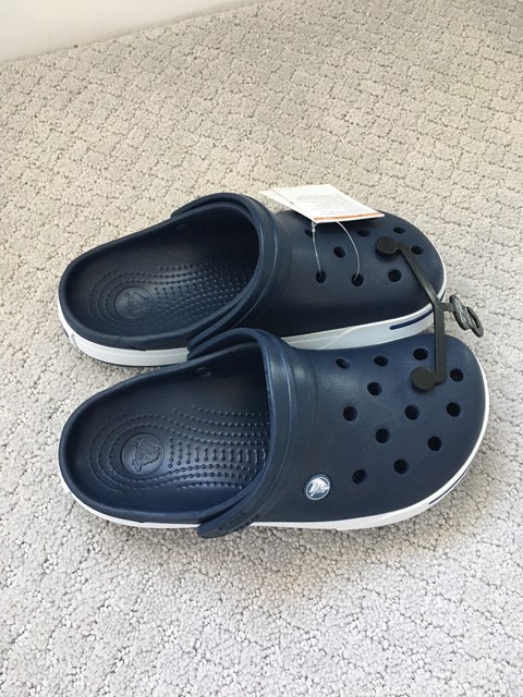 crocs 42