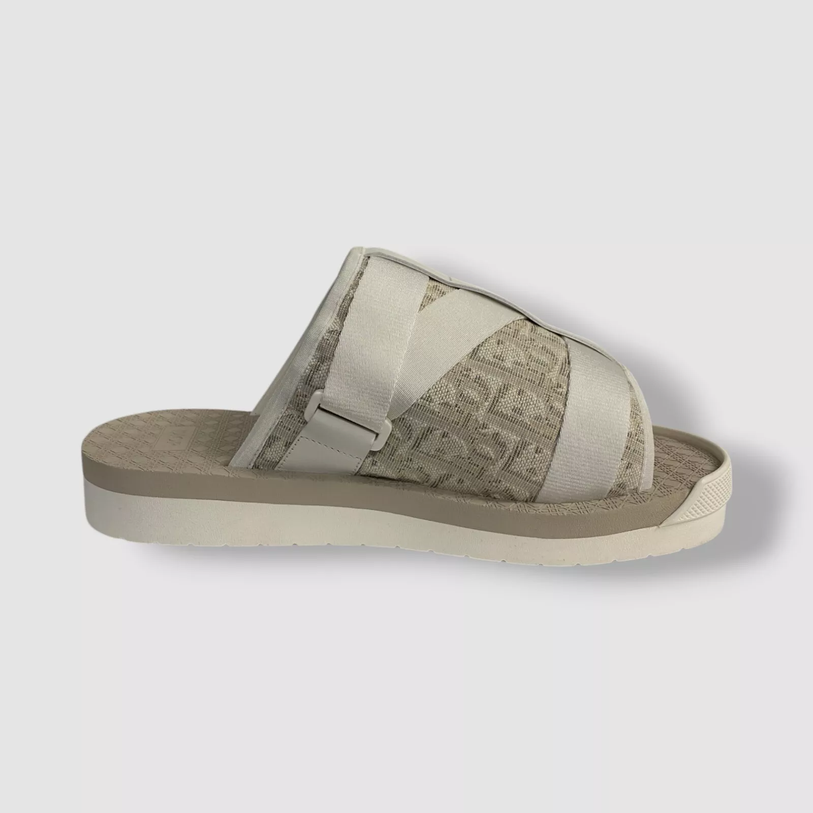 Sandales homme Christian Dior blanches obliques jacquard alpha slide pointure 40