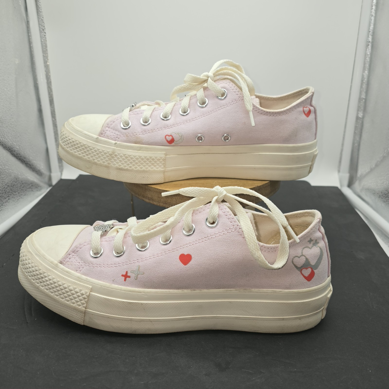Converse Chuck Taylor All Star Women's Low Platform Sneakers Lilac Heart Size 9 thumbnail 4