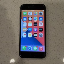 Apple iPhone 7 32GB, Black, Unlocked