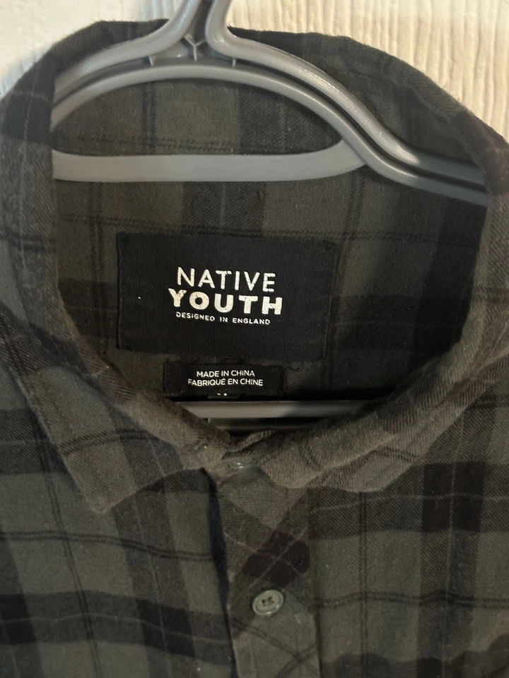 Native Youth Men's Flannel Plaid Button Down Shirt Green Size Medium - Image 2 of 4