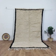 Moroccan Azilal Handmade Berber Rug 5'x8'5 Traditional Black White Wool Rug
