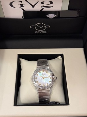 Uhr mit Diamanten von Gevril Neu