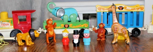 Vintage Fisher-Price Play Family Circus Train #991 COMPLETE 1973