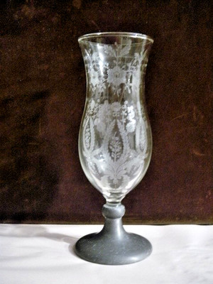 G. S. PREISNER PEWTER 621 DEEP ETCHED CRYSTAL VASE ARISTOCRATIC FLOWERS 8-5/8'' H