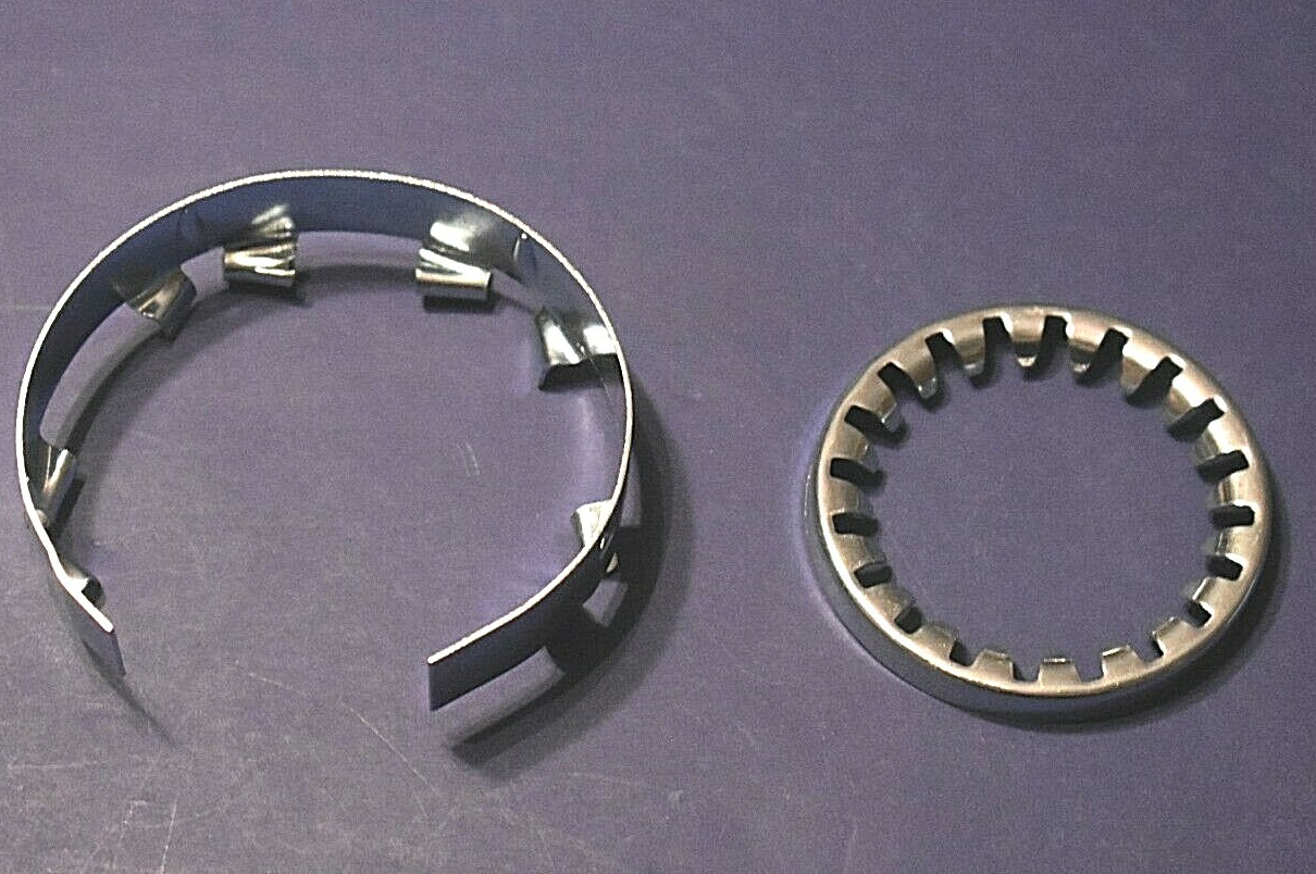 Spare Tire Lock Cylinder Housing Retainer & Lock Ring Chevy GMC Truck