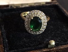 Vintage Style Green Gemstone And White Crystal Ring 18K Gold Plated