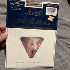 Vintage Hanes Silk Reflections Stockings Size 2 Little Color Style 728 NIP 1995