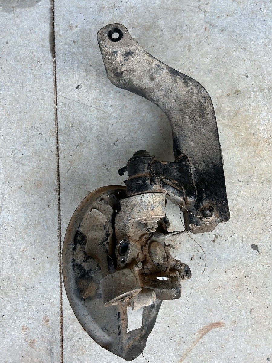 90-96 NISSAN Z32 300ZX NA FRONT LEFT SPINDLE KNUCKLE WHEEL HUB