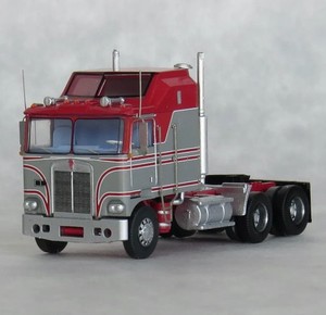 ROAD KINGS 1/18 RK180144BL KENWORTH K100 AERODYNE - 1976 diecast modelcar 426069