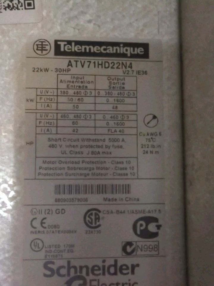 Telemecanique ATV71HD22N4 22 kW-30 HP Foto 2 de 2