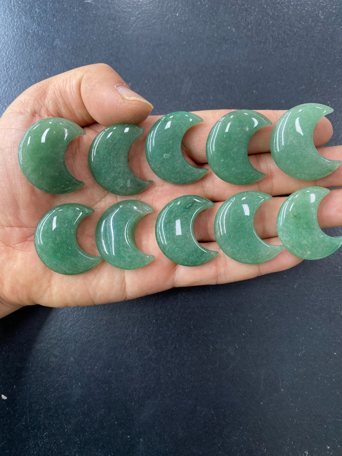 10pc Natural Green Aventurine Quartz carved moon crystal reiki healing random
