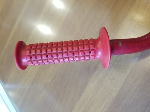 Vintage BMX Huffy Pro Thunder Red Bike HANDLEBARS with Grips - Picture 15 of 24