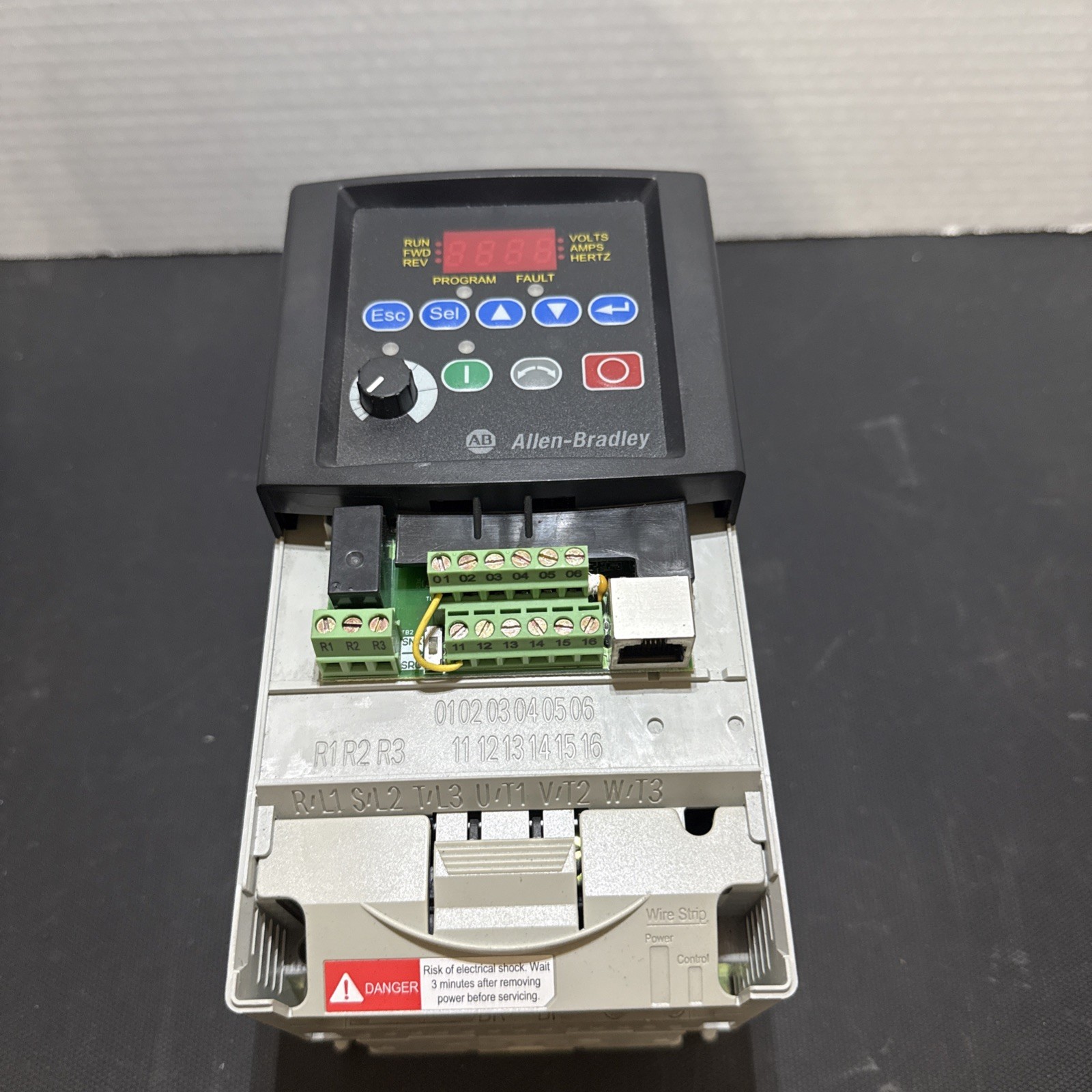 Allen Bradley Power flex 22A-V4P5N104 Ser. A - NOS - Missing Front Cover