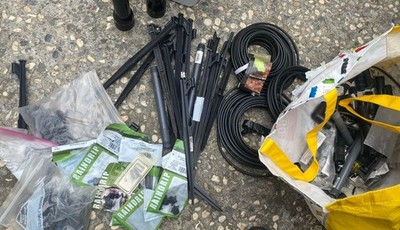 Heavy Duty Stake Fitting Hose Raindrip Adjusters & More