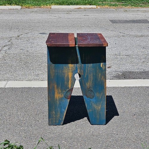 Vintage Rustic Farmhouse Tool / Small Bench 23.5"L x 11.5"W x 16.25"H - Picture 7 of 16