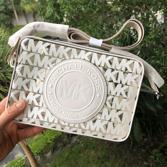 michael kors plastic purse