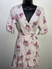 Elodie Dress Womens M Pink Floral Wrap Around Ruffled Flattering Cottage Flirty