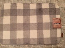 NWT, Dearfoams faux fur memory foam bath rug mat 18x27 super soft gray/white