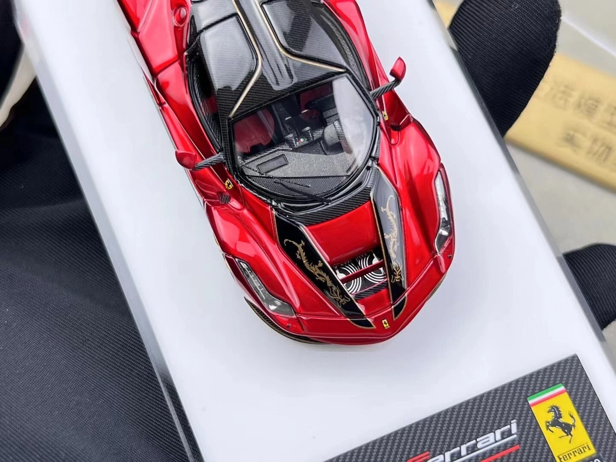 DMH 1: 64 Resin car model Red Ferrari LaFerrari Dragon Version