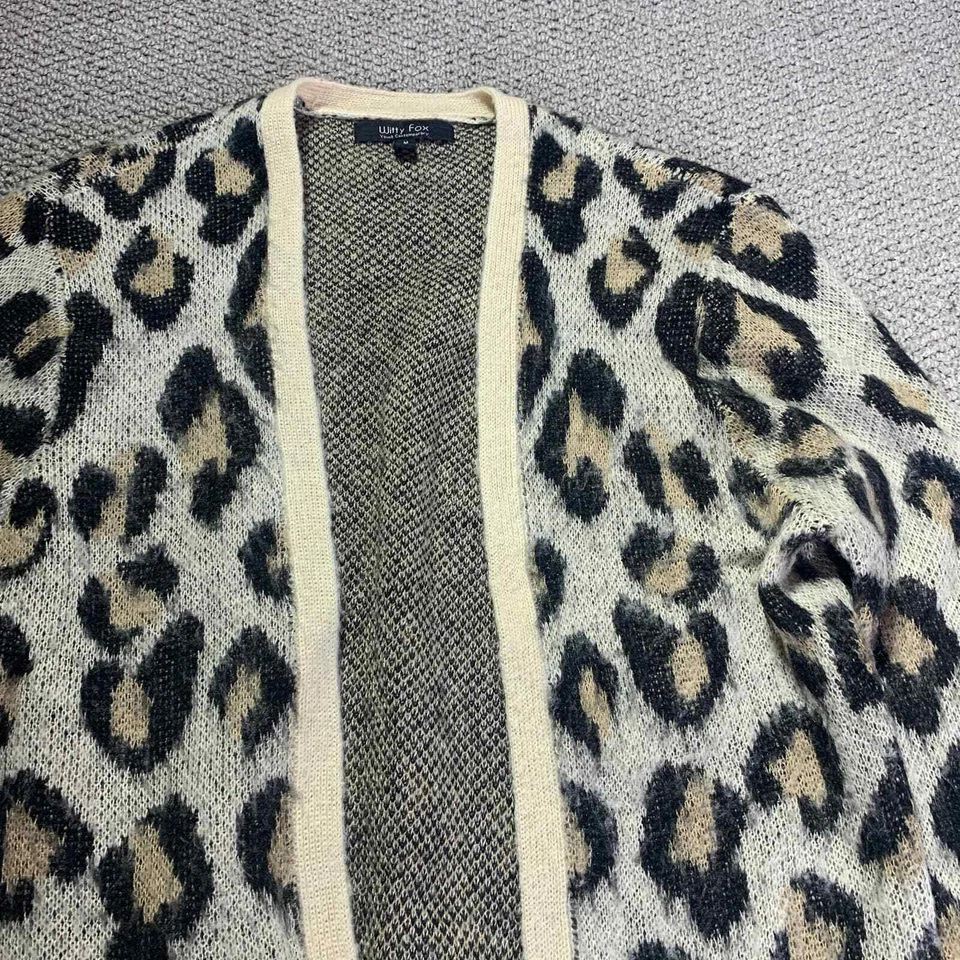 Cárdigan suéter para mujer Witty Fox talla mediana bronceado estampado de guepardo frente abierto Foto 2 de 4