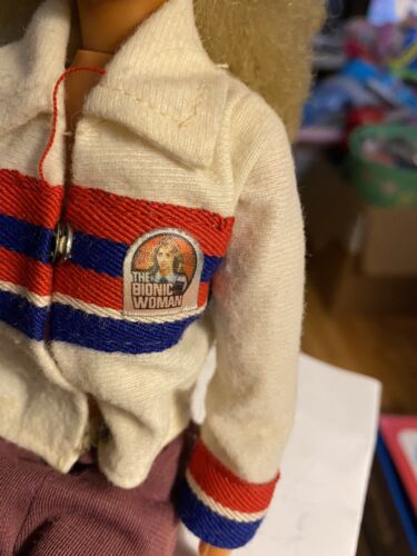 Kenner Bionic Woman Jaime Sommers Action Figure Doll White Jacket Track & Shoes - Picture 3 of 12